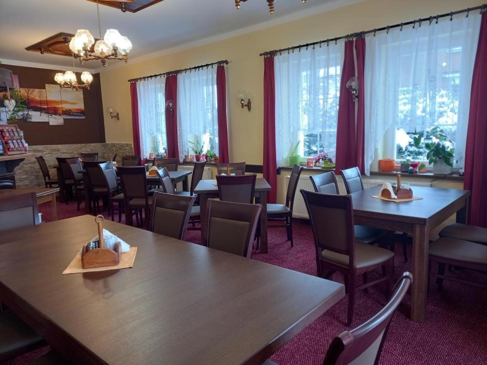 Pension Svycarsky Dum Шпиндлерув-Млин Экстерьер фото